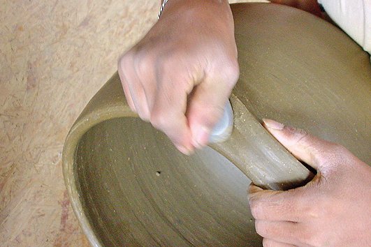 Passando-pedra-do-rio.jpg